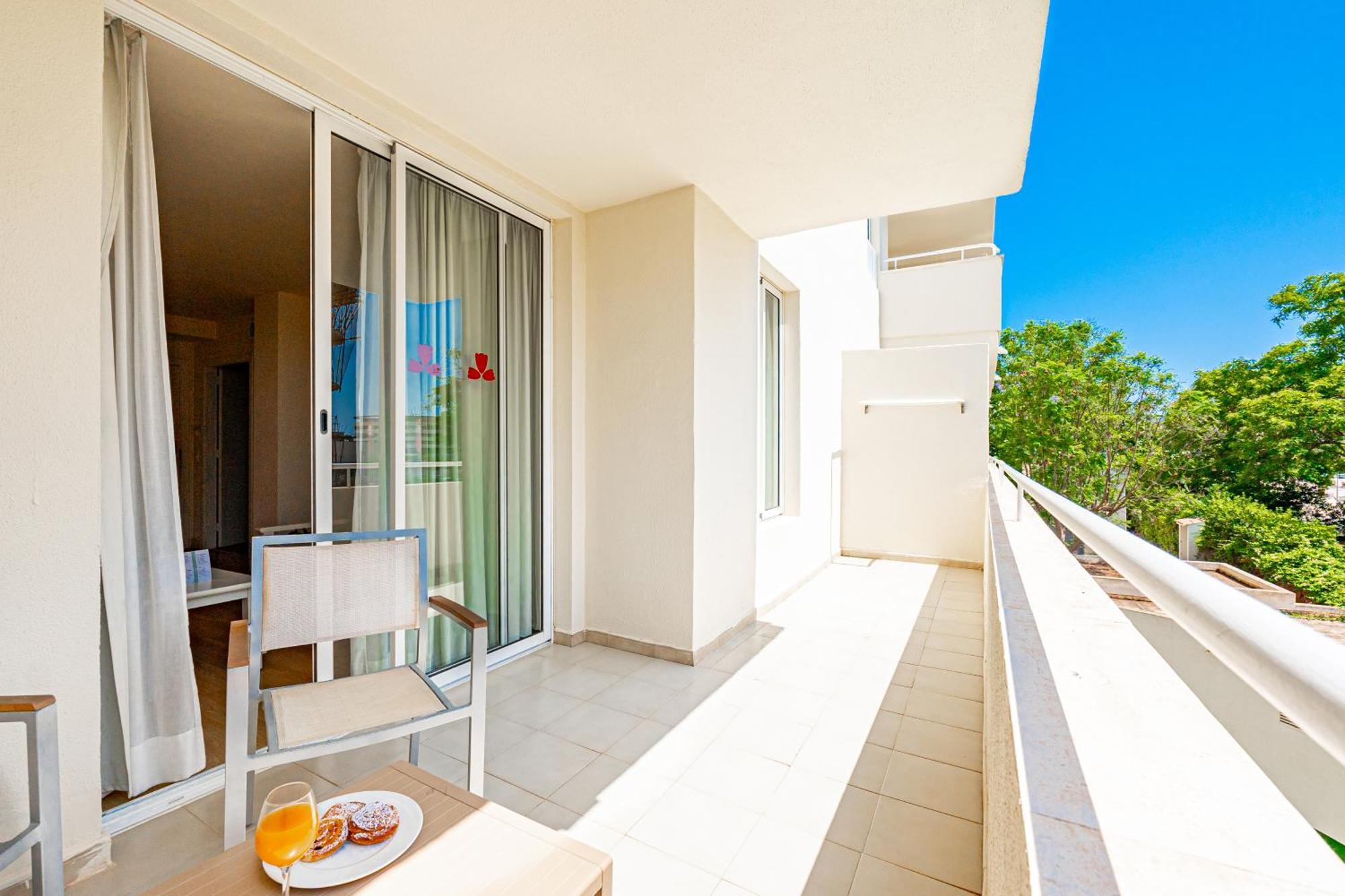 Hotel Rosella Affiliated By Intelier Sa Coma  Ngoại thất bức ảnh